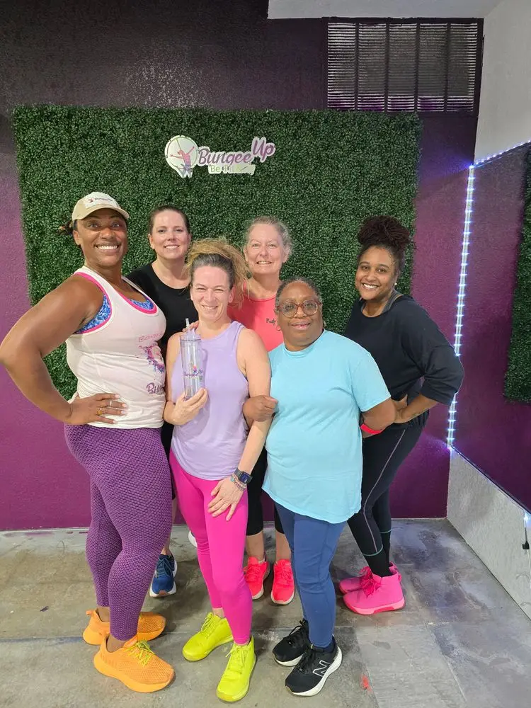 Inside the Bungee Up studio - flyers and coaches at the studio, photo 9