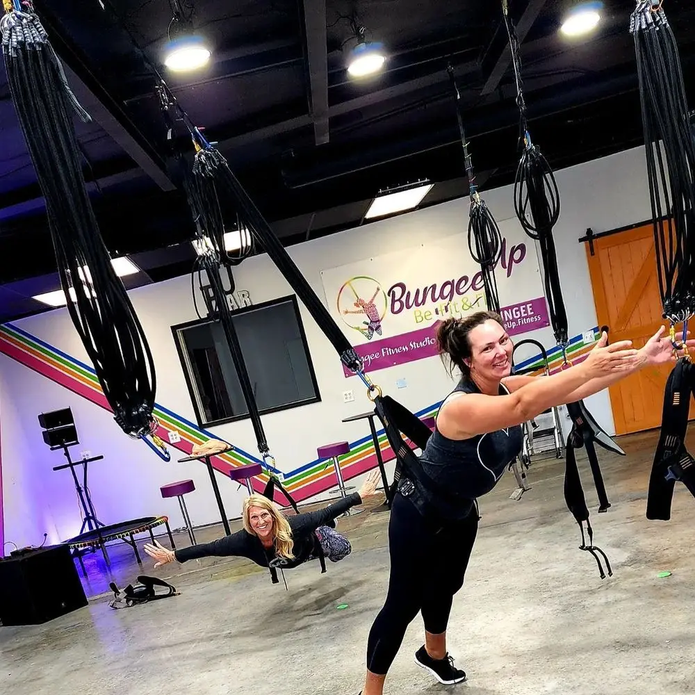 Inside the Bungee Up studio - flyers and coaches at the studio, photo 14